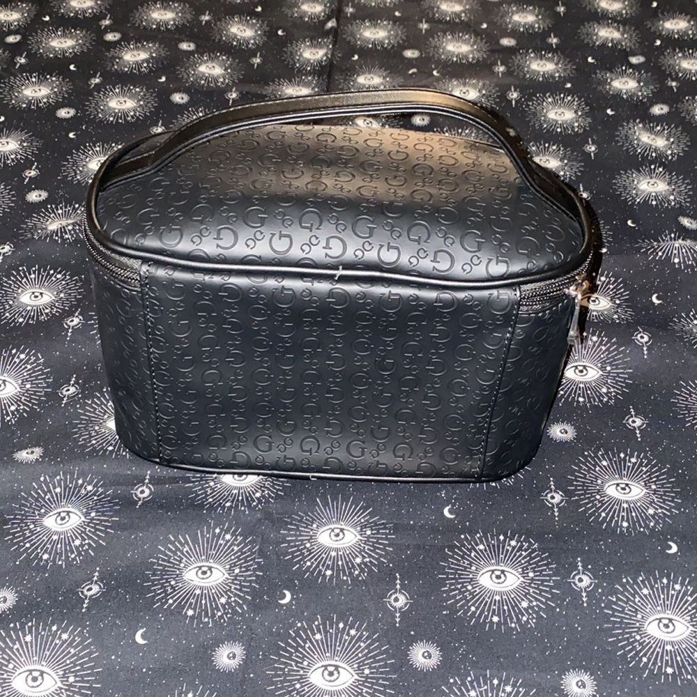 Guess Travel Bag - Picture 5 of 10